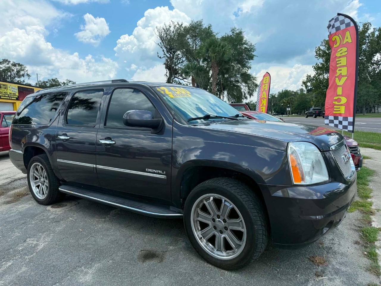gmc yukon xl 2011 1GKS2MEF2BR258577 image gmc yukon xl 2011 1GKS2MEF2BR258577 image